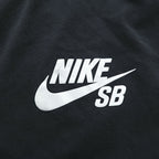 NIKE SB Crewneck T-Shirt L Black with a single logo loose fit.