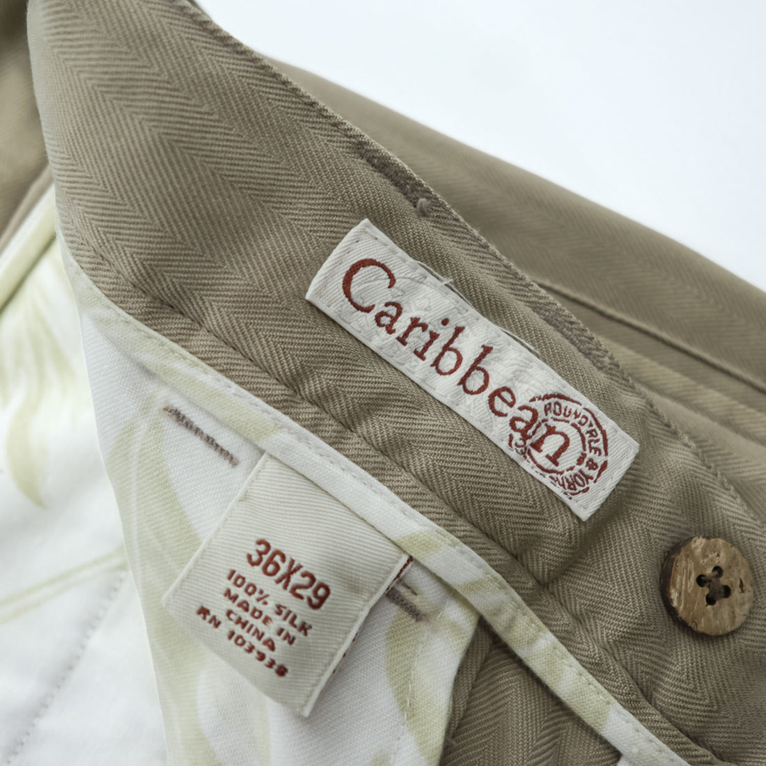 90s Vintage Caribbean 100% Silk Pleated Pants Beige Khaki Men’s 36x29 Made in China
