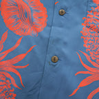 Sun Surf SS35551 Rayon Hawaiian Aloha Shirt Blue Red Pineapple Hibiscus Print Made in Japan Men’s M