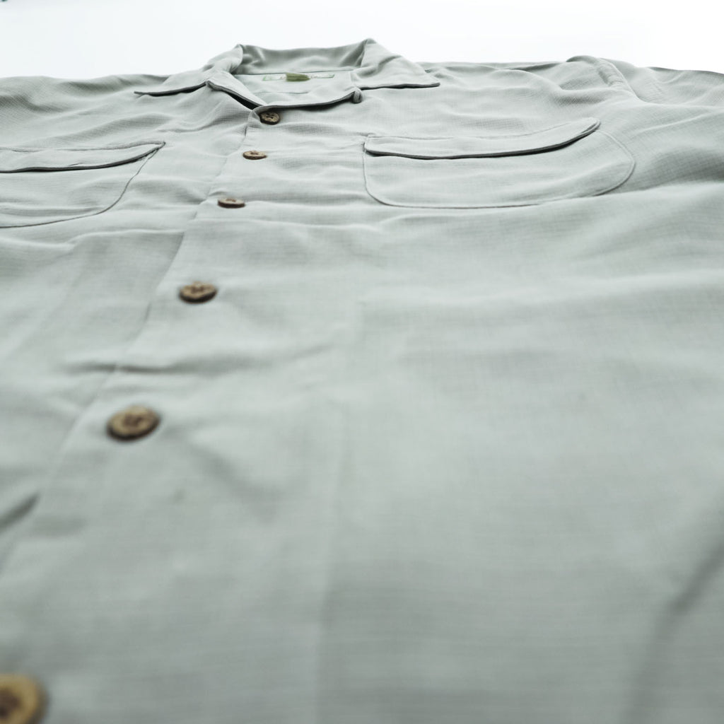 Tommy Bahama 100% Silk Camp Shirt Gray Sage Short Sleeve Open Collar Resort Shirt Men’s M