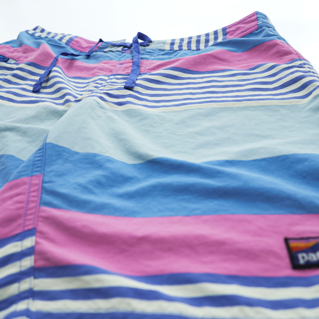 Patagonia Wavefarer Boardshorts 19in 86622 SP20 Fitz Stripe Joya Blue Recycled Nylon Surf Shorts