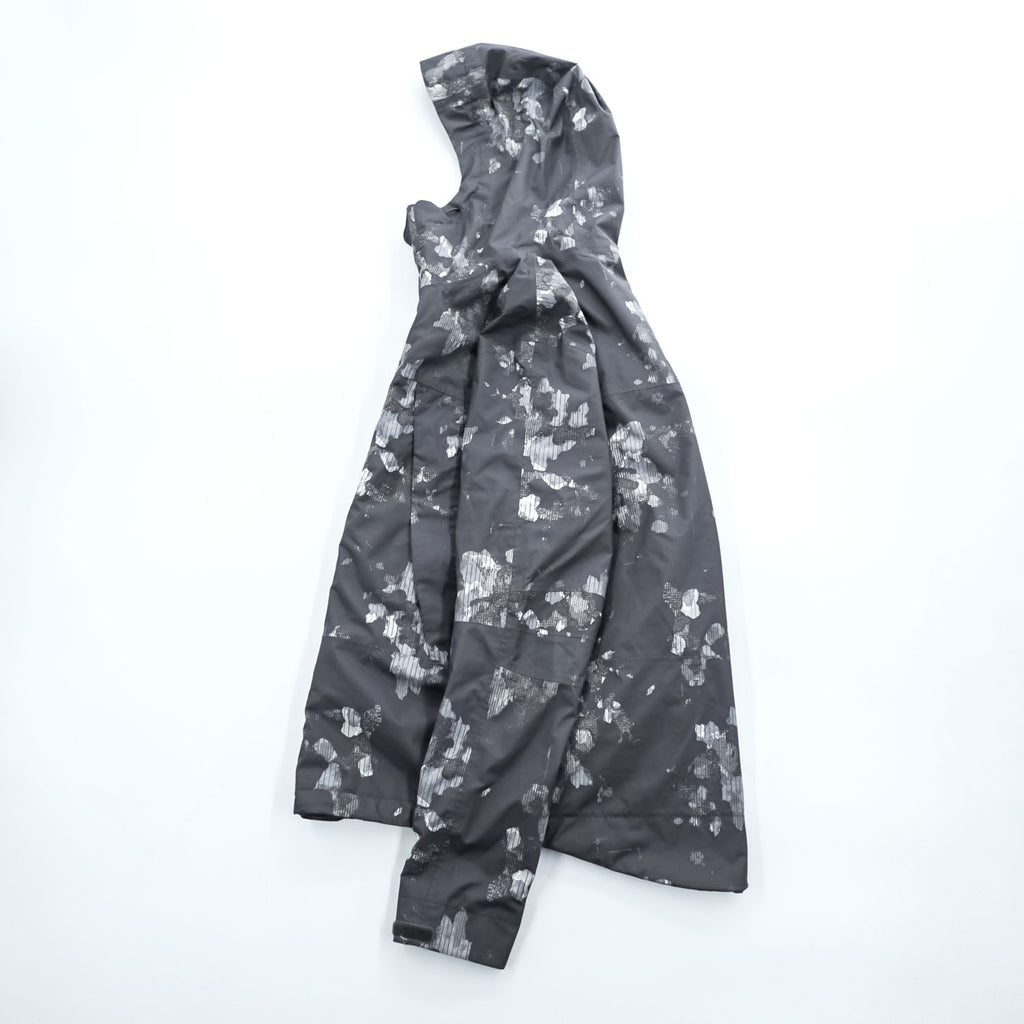 THE NORTH FACE マウンテンパーカー DRYVENT 防水 シェル レインジャケット XS グレー 総柄 ドローコード 透湿 NF00CG0P