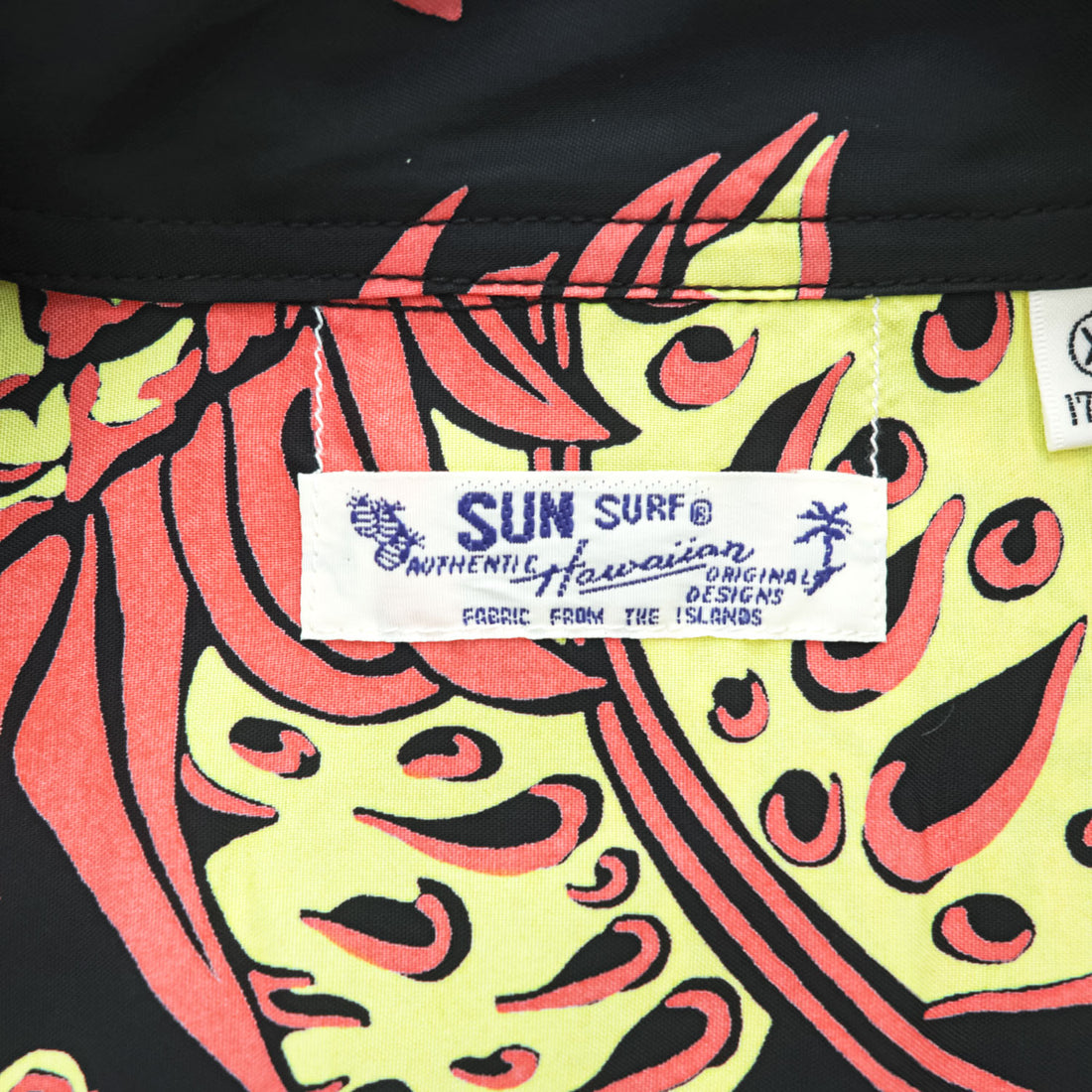 SUN SURF 日本製 アロハシャツ 半袖 オープンカラーシャツ XL ブラック 総柄 THE PINEAPPLE ISLAND 1940's KIHIKIHI SPORTSWEAR 開襟 SS39015