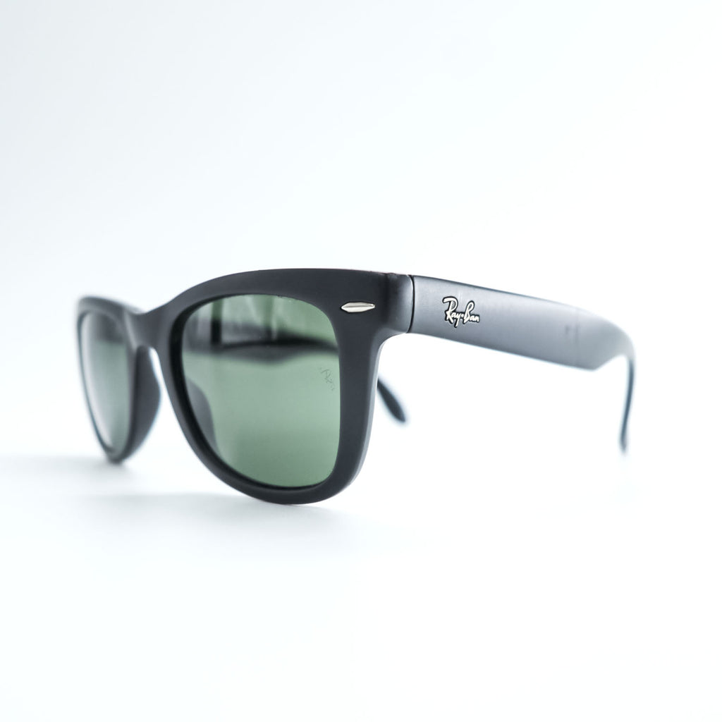 Ray-Ban Italian-made sunglasses, black, folding Wayfarer style, RB4105 601-S 50_22 3N