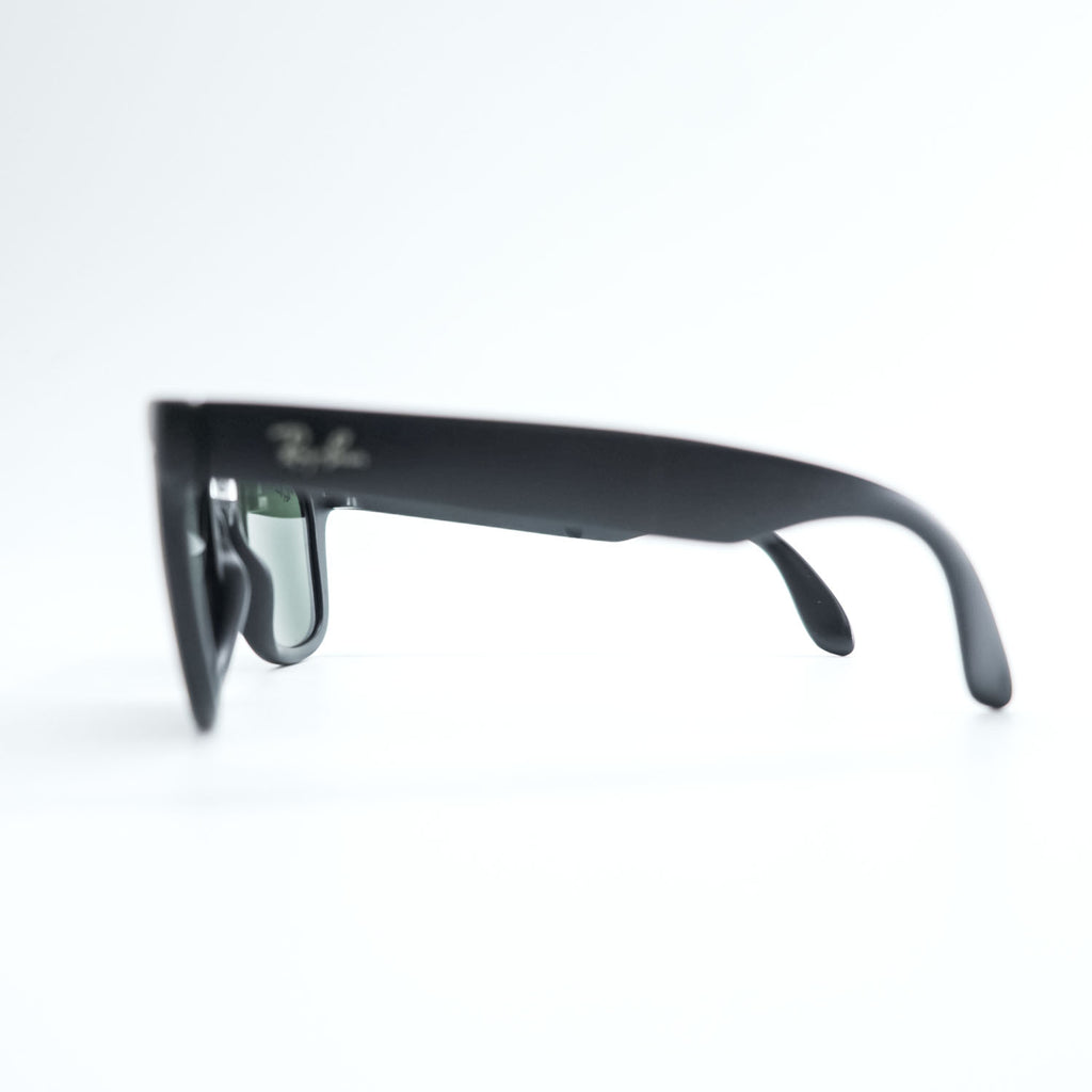 Ray-Ban Italian-made sunglasses, black, folding Wayfarer style, RB4105 601-S 50_22 3N