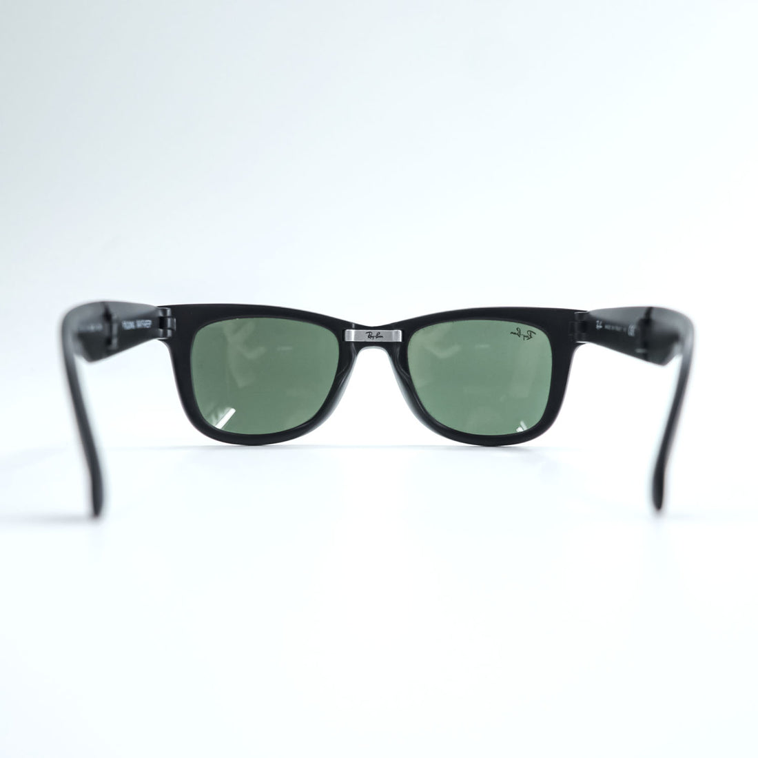 Ray-Ban Italian-made sunglasses, black, folding Wayfarer style, RB4105 601-S 50_22 3N