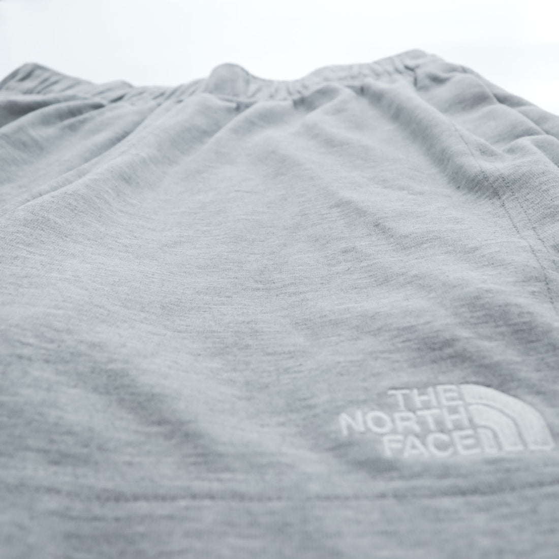 THE NORTH FACE スウェットショーツ ショートパンツ ハーフパンツ M グレー NF0A48TTDYX