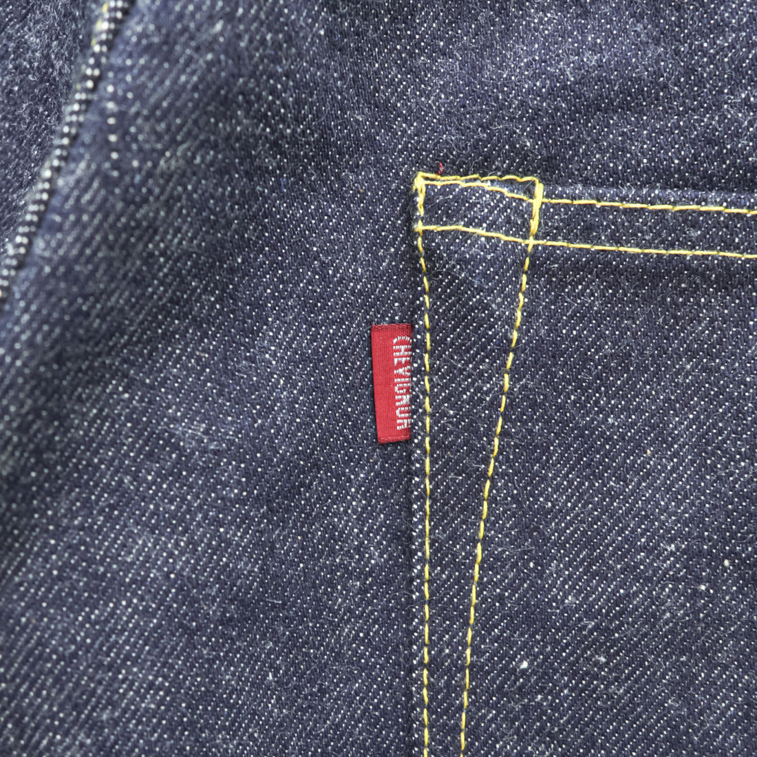 CHEVIGNON DENIM VINTAGE Unused Rigid Made in Japan Selvedge Cinch Back Dark Indigo Blue M Jeans