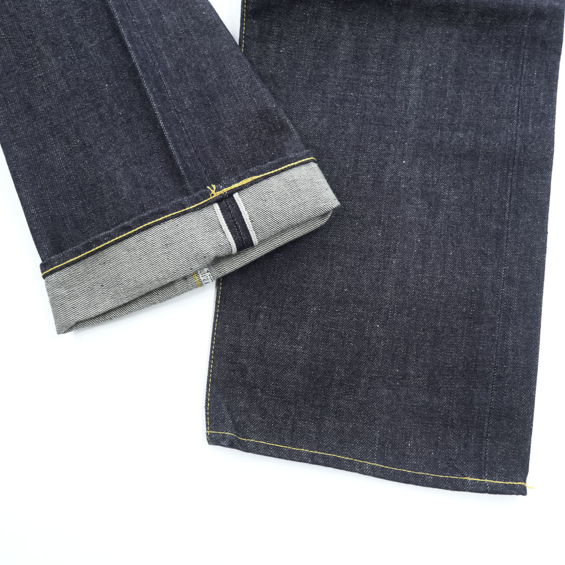 CHEVIGNON DENIM VINTAGE Unused Rigid Made in Japan Selvedge Cinch Back Dark Indigo Blue M Jeans