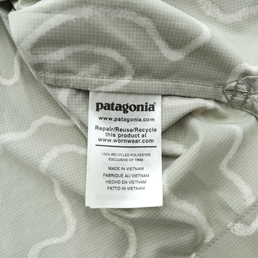 Patagonia Spring 2020 Patterned Short Sleeve Open Collar Shirt STY86205 Size S Sage Green
