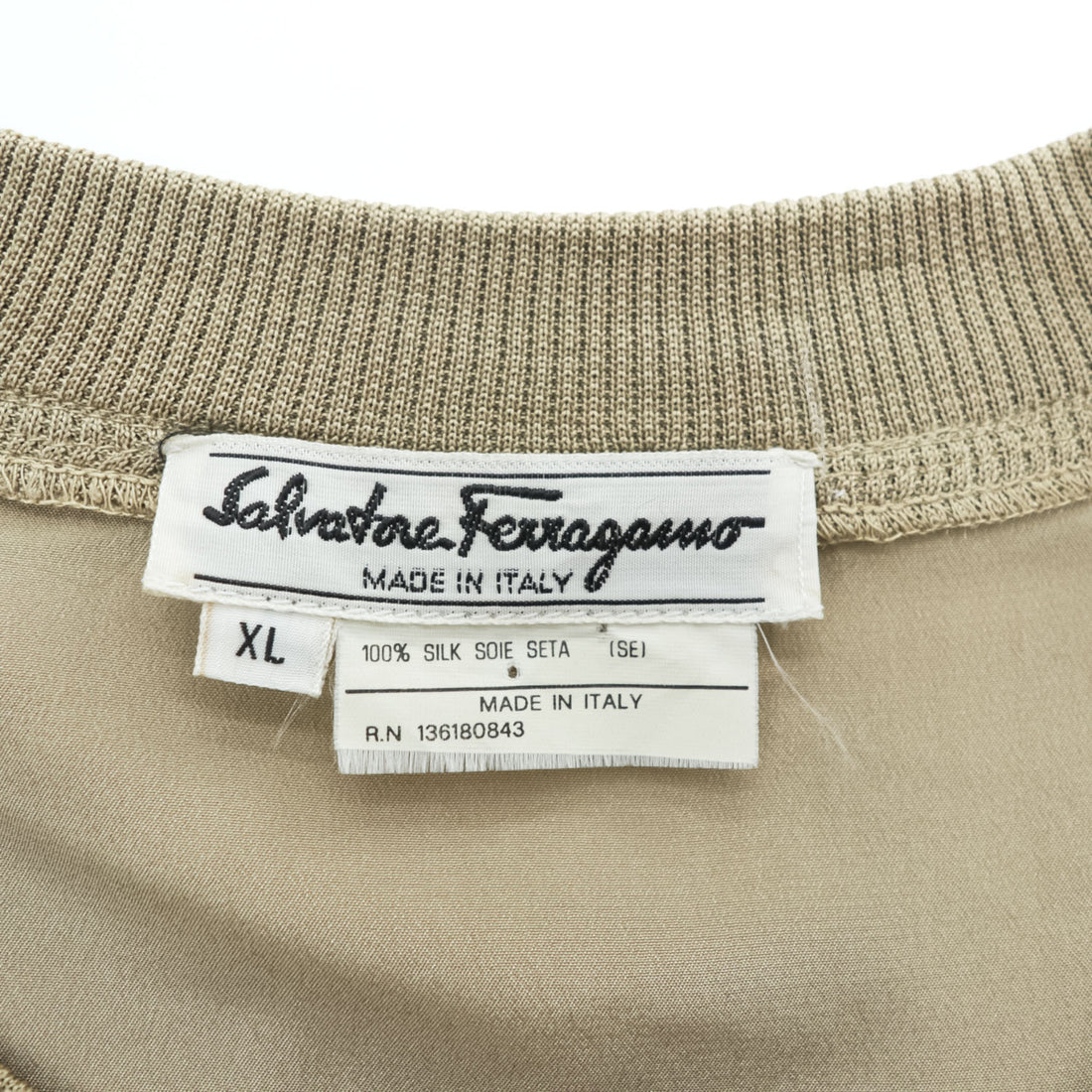Salvatore Ferragamo イタリア製 シルク100% 長袖トップス ブラウス XL ベージュ ヴィンテージ スカーフ柄 プルオーバー