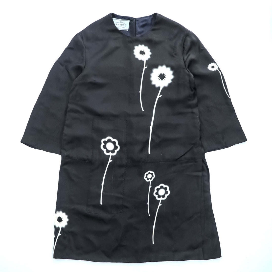 PRADA イタリア製 フラワープリント 長袖 ワンピース M ブラック ホワイト APD1 2013 138