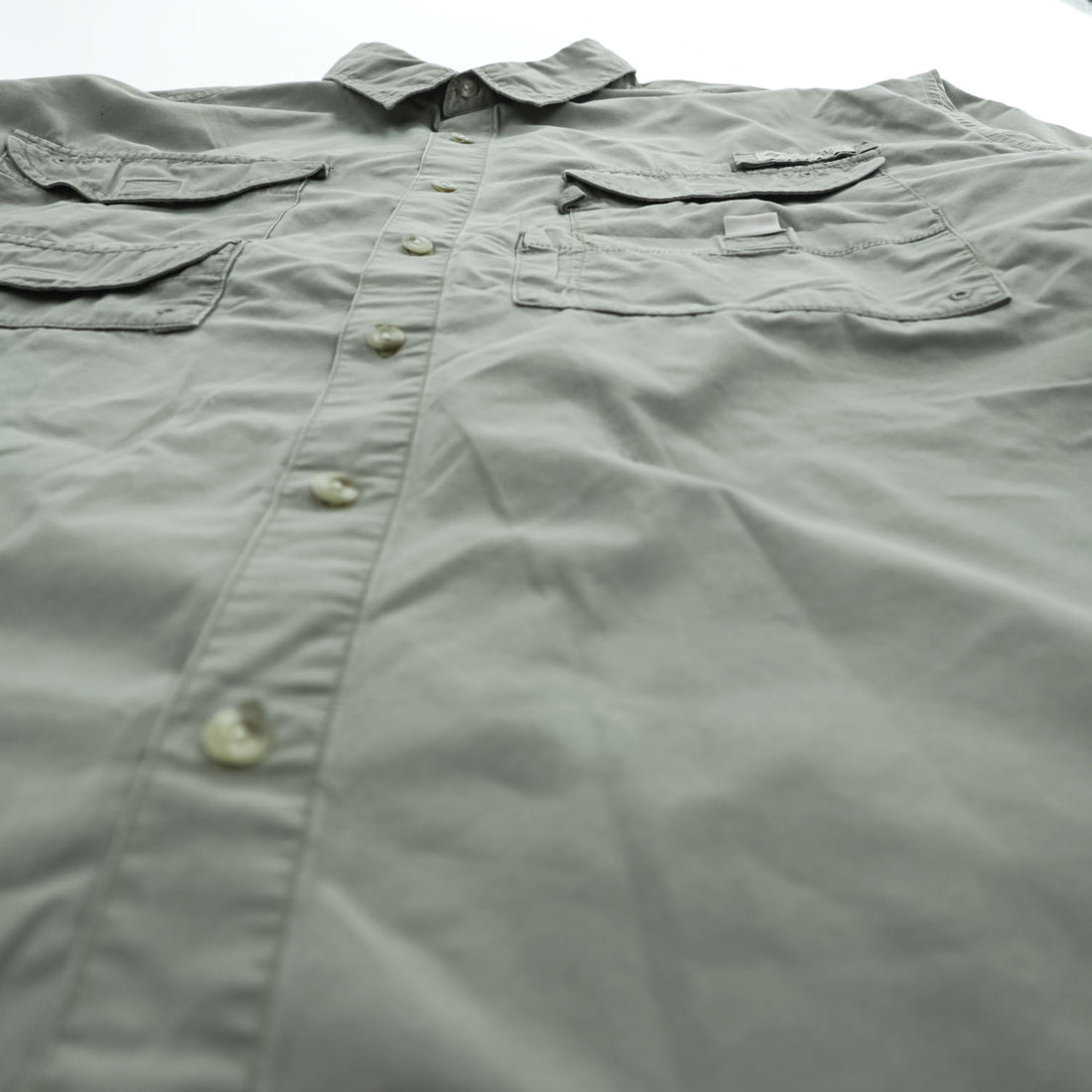 Columbia PFG 90年代 長袖 フィッシングシャツ XL カーキ グリーン メッシュ マルチポケット FM7120