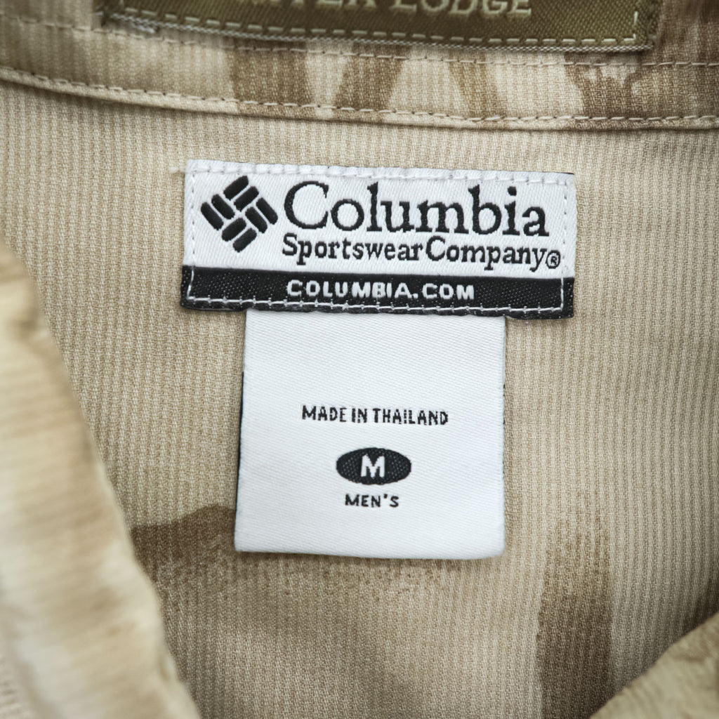 Columbia River Lodge Deer Print Button-Down Long Sleeve Shirt Men's M Beige