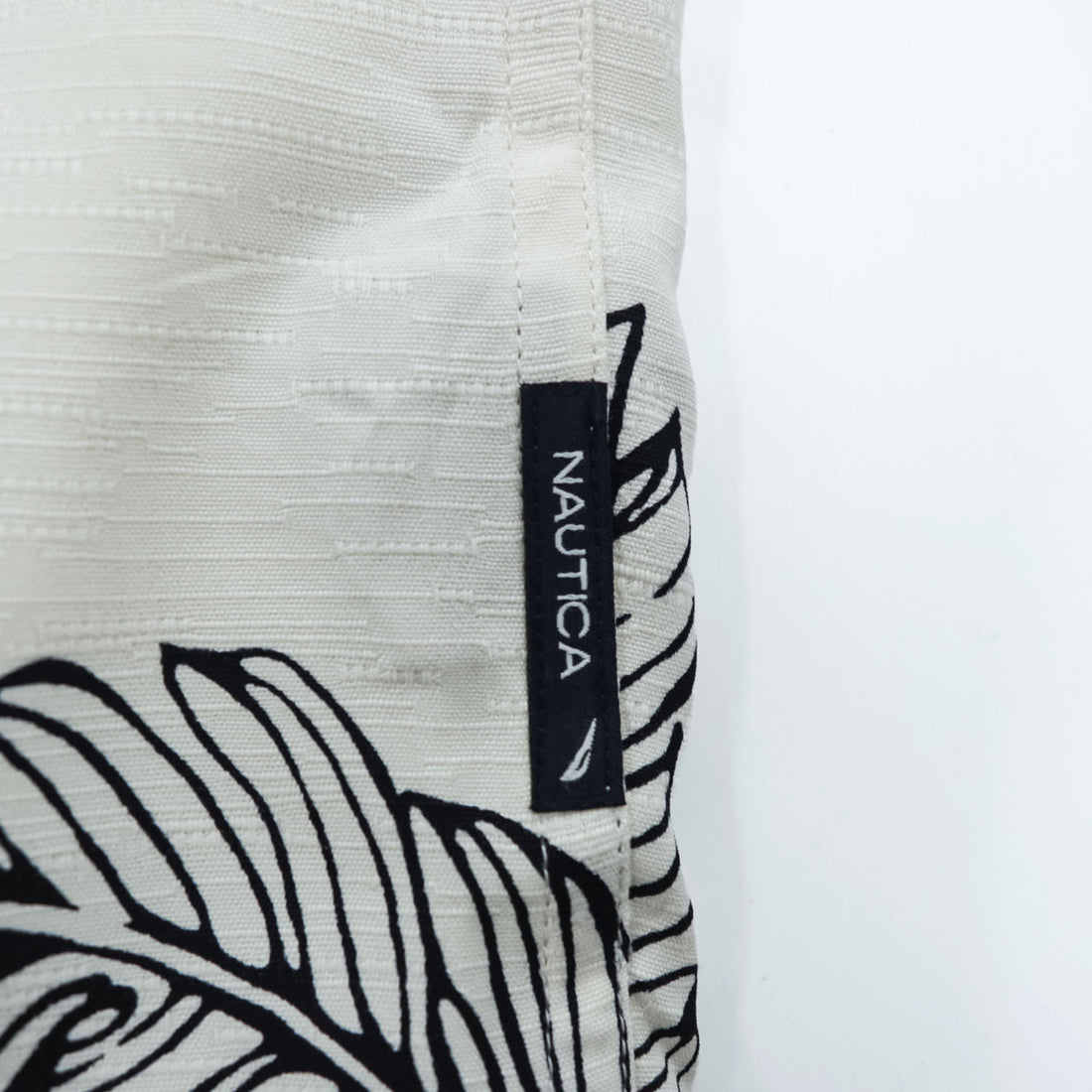 NAUTICA 100% Silk Leaf Print Short Sleeve Shirt XL Ivory Black