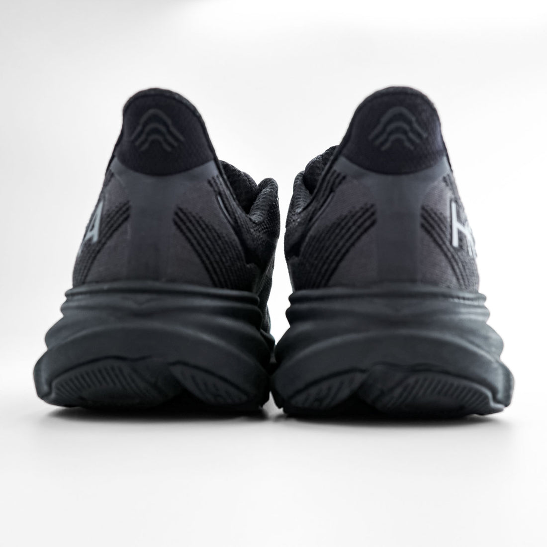 HOKA Clifton 9 Men's Black Running Shoes US 10D 1127895 BBLC