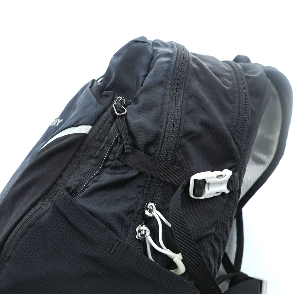 GREGORY MIWOK 18 Black Drawcord Backpack