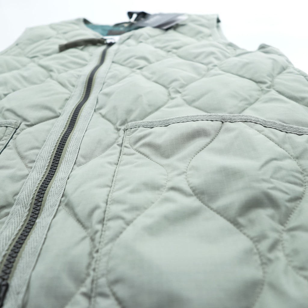 TAION V NECK ZIP VEST Down Vest Dark Sage Green Size S 2024FW
