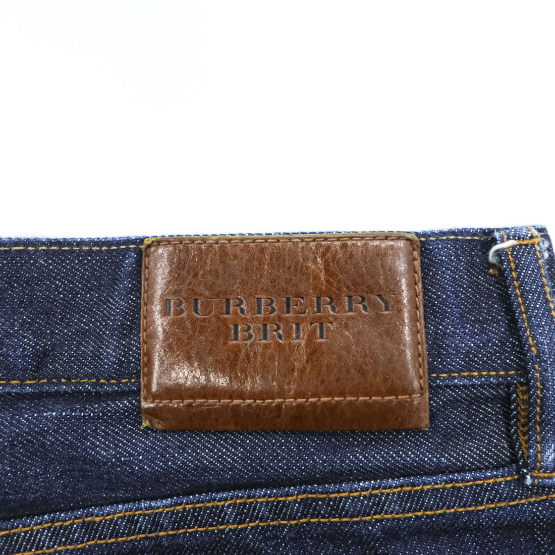 BURBERRY BRIT ストレート デニムパンツ ジーンズ M セルヴィッヂ 濃紺 リジッド レザーパッチ