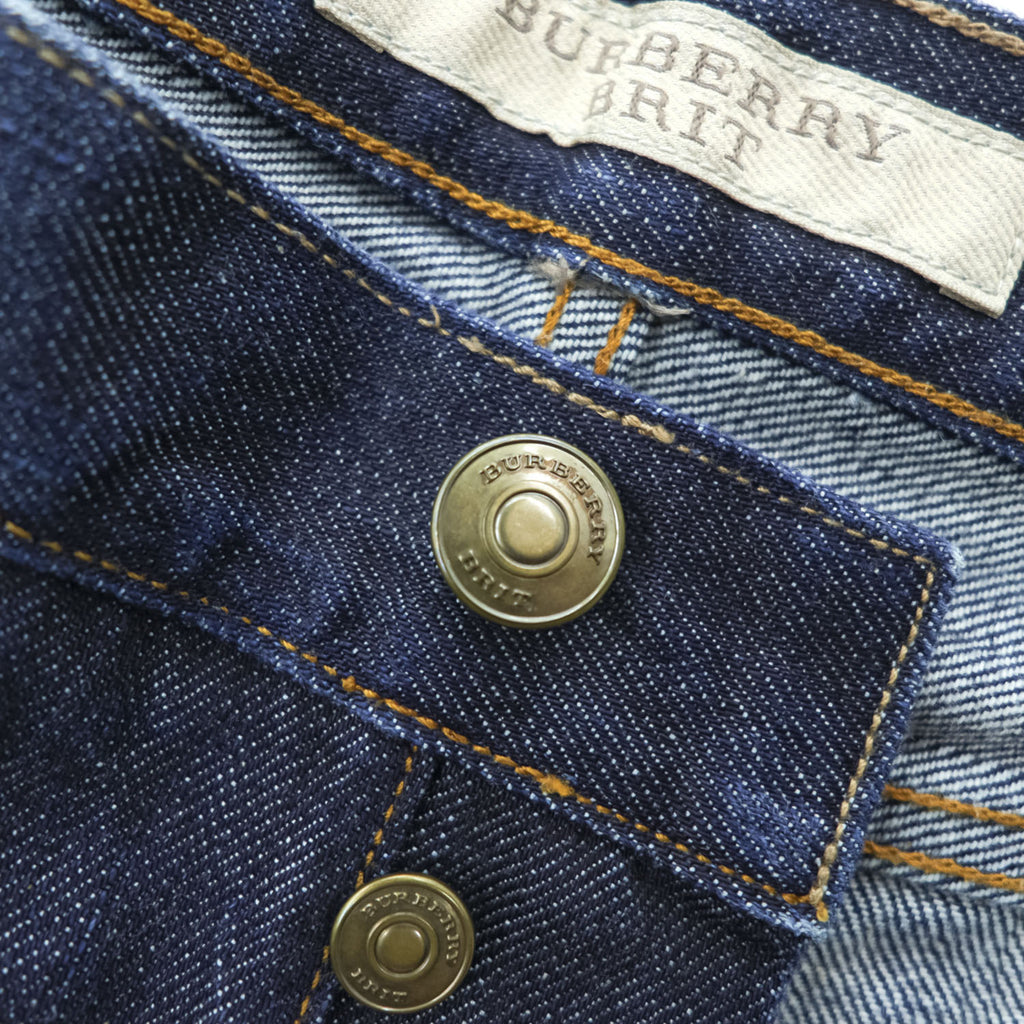 BURBERRY BRIT ストレート デニムパンツ ジーンズ M セルヴィッヂ 濃紺 リジッド レザーパッチ