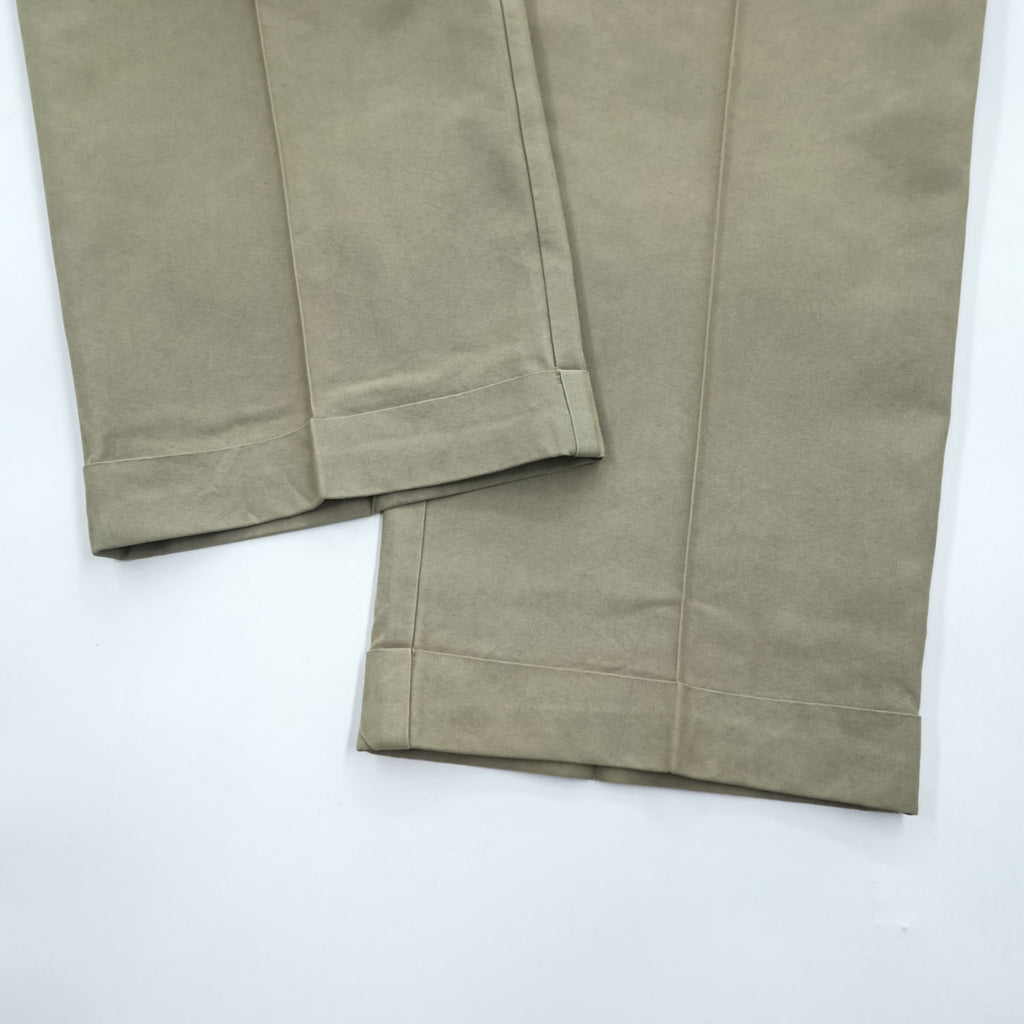 DOCKERS (Levi Strauss) 2000s Vintage Slacks Pants, Size L, Beige, Wide Leg, 2-Tuck Pleats, Double Cuffs
