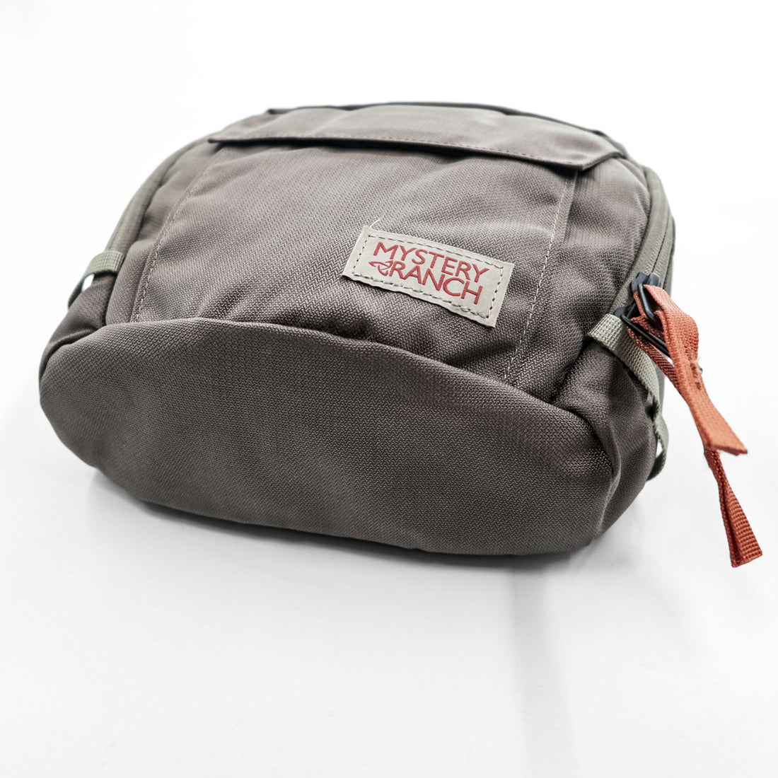 MYSTERY RANCH ディストリクト4 DISTRICT 4 ショルダーバッグ CORDURA コーデュラ グレー 2024