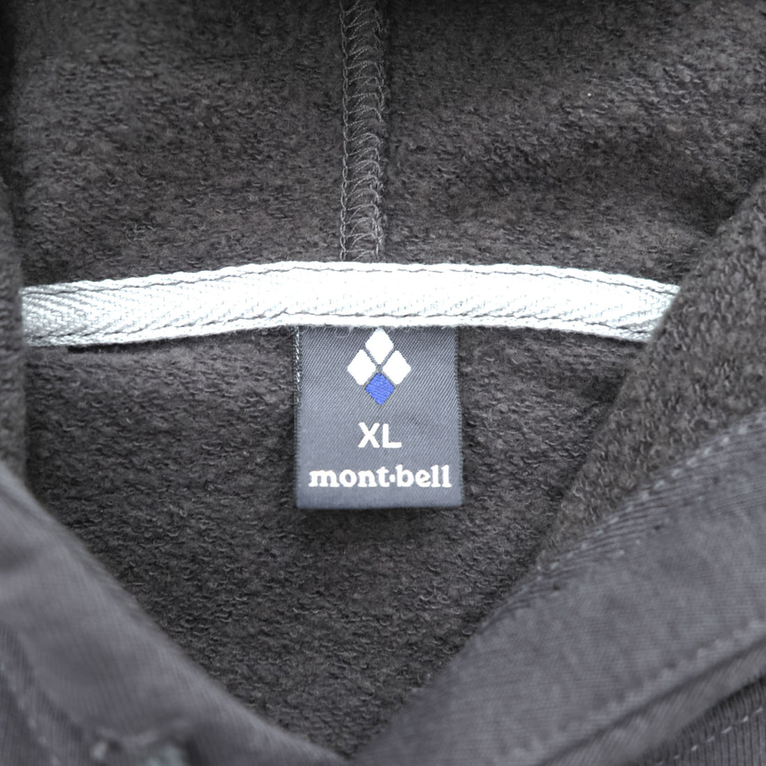 mont-bell コットンパーカー プルオーバー XL グレー 裏起毛 ワンポイントロゴ 刺繍 カンガルーポケット 2104648