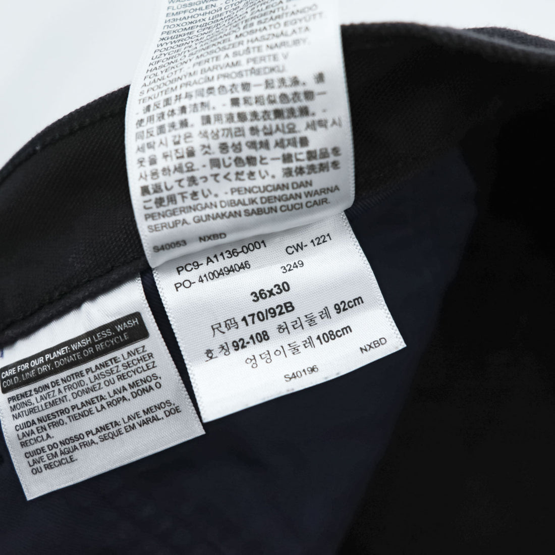 Levi Strauss cargo work pants, size L, black canvas, wide fit, workwear fit, duck fabric, A1136-0001