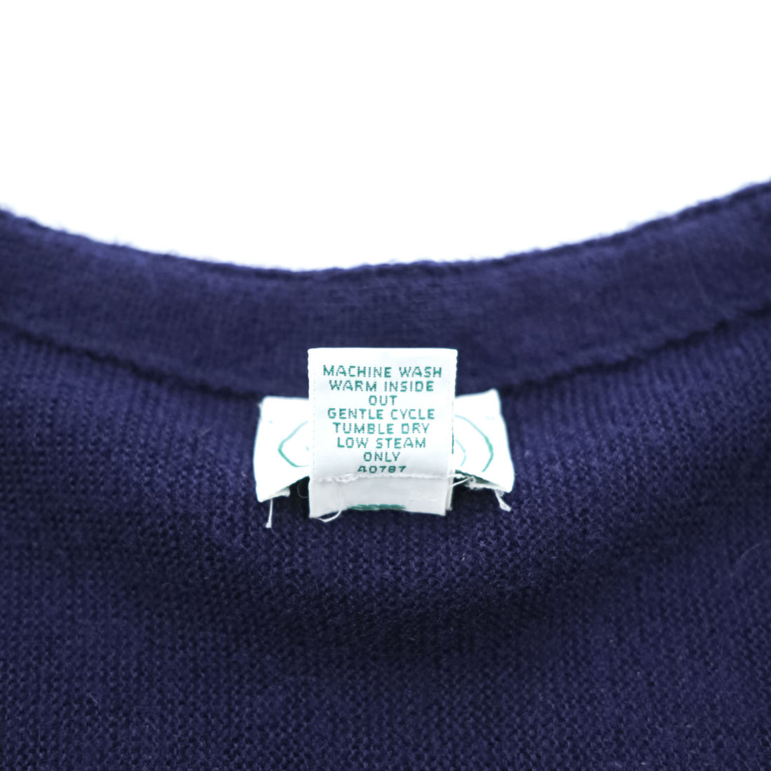 IZOD LACOSTE 80s Made in USA Crocodile Logo Acrylic V-Neck Cardigan Navy XL