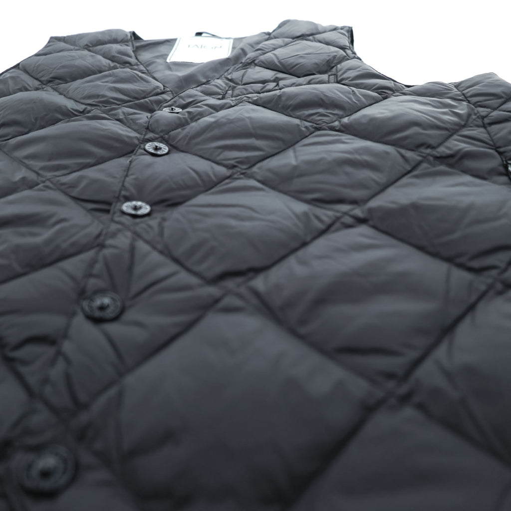 TAION City Line Men's Quilted Down Gilet Vest Black Size M V Neck Snap Button
