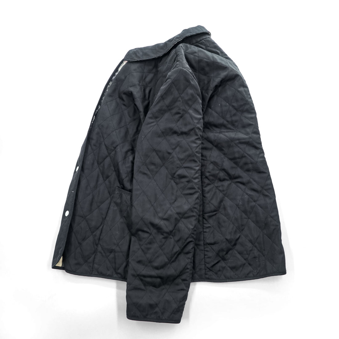 BURBERRY LONDON 英国製 キルティングジャケット XL ブラック イングランド製 裏地ノバチェック スナップボタン GBBURLDROT