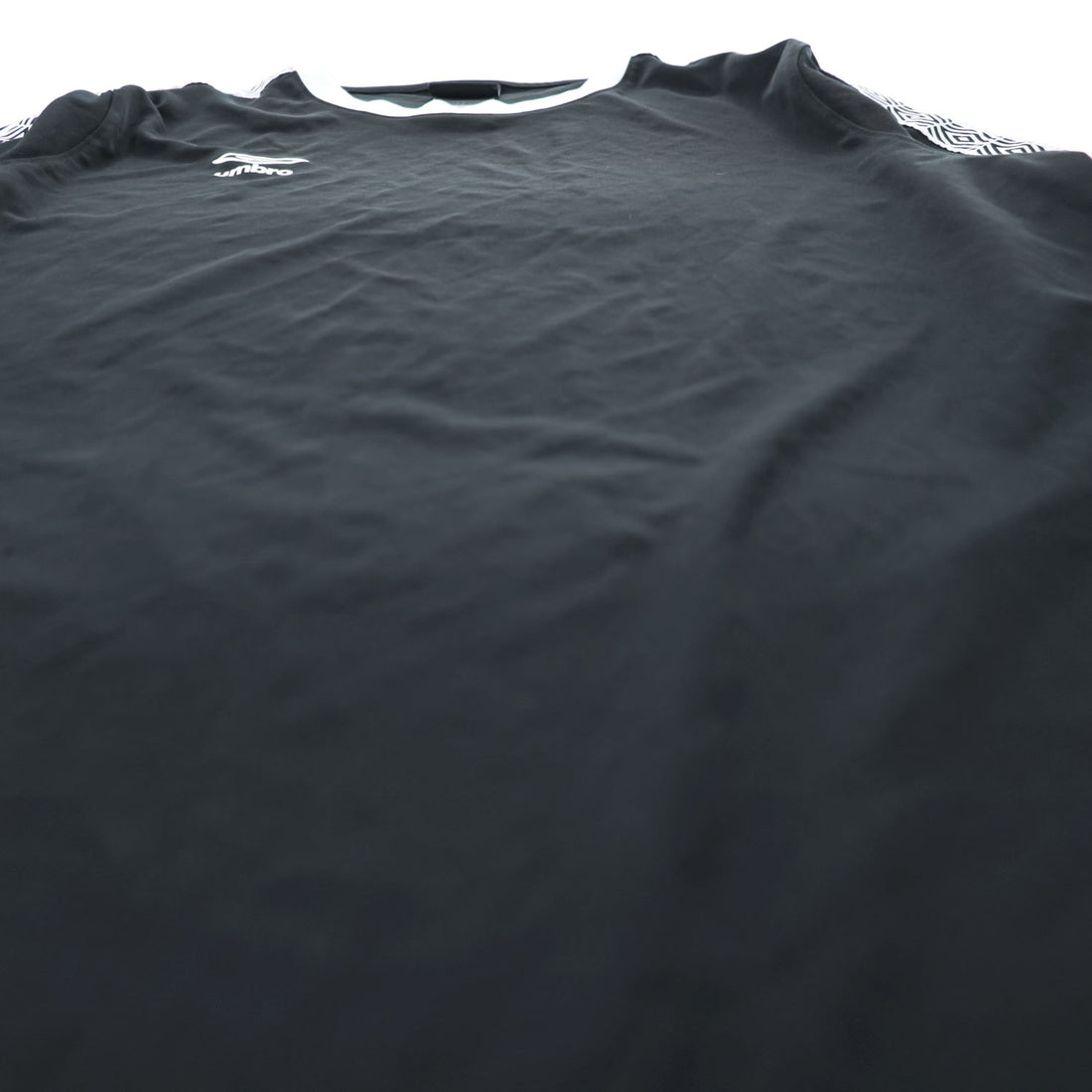 Umbro Premier Black White Geometric Stripe Long Sleeve T-Shirt XL