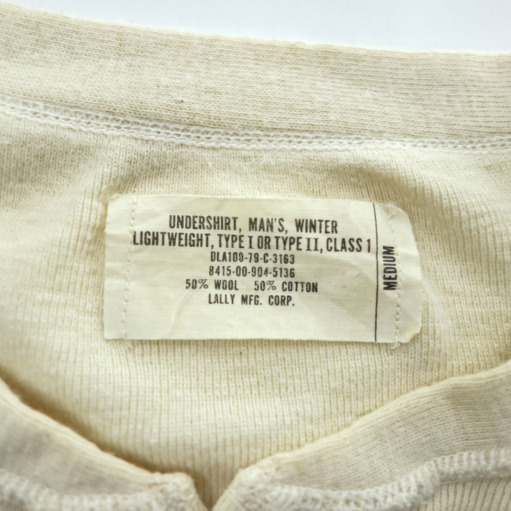 1979 US Military Issue Wool Cotton Henley Thermal Undershirt Natural Medium Vintage 70s