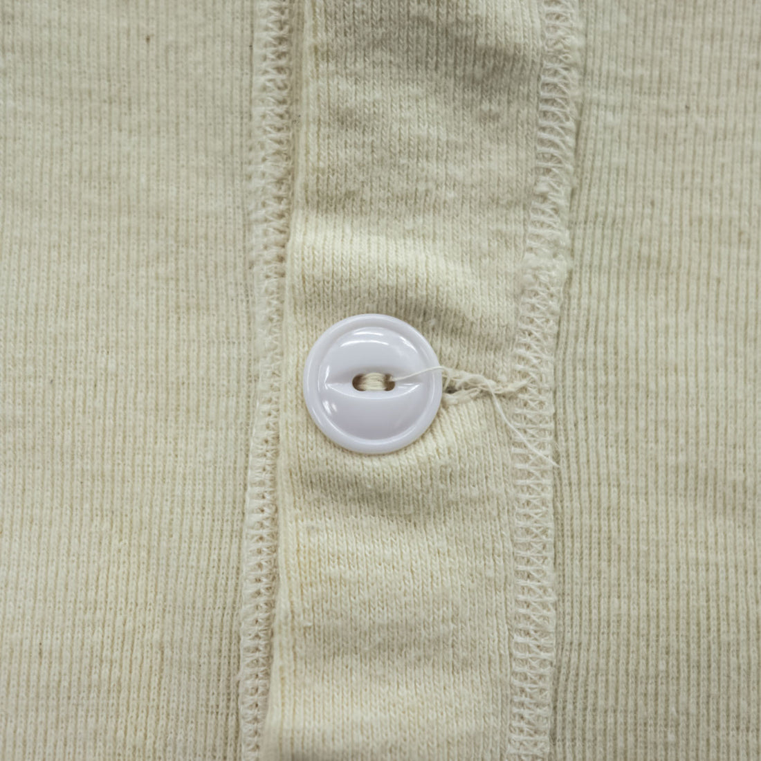 1979 US Military Issue Wool Cotton Henley Thermal Undershirt Natural Medium Vintage 70s