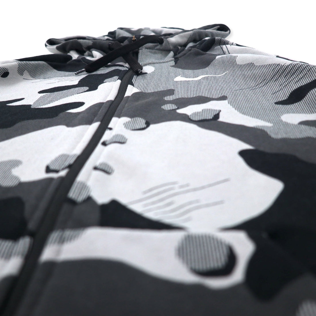 NIKE Dri-FIT Full-Zip Hoodie L Grey Camo Polyester Swoosh Logo Dry Camo Graphic Full-zip Hoodie Jacket DRI-FIT BV2718-077