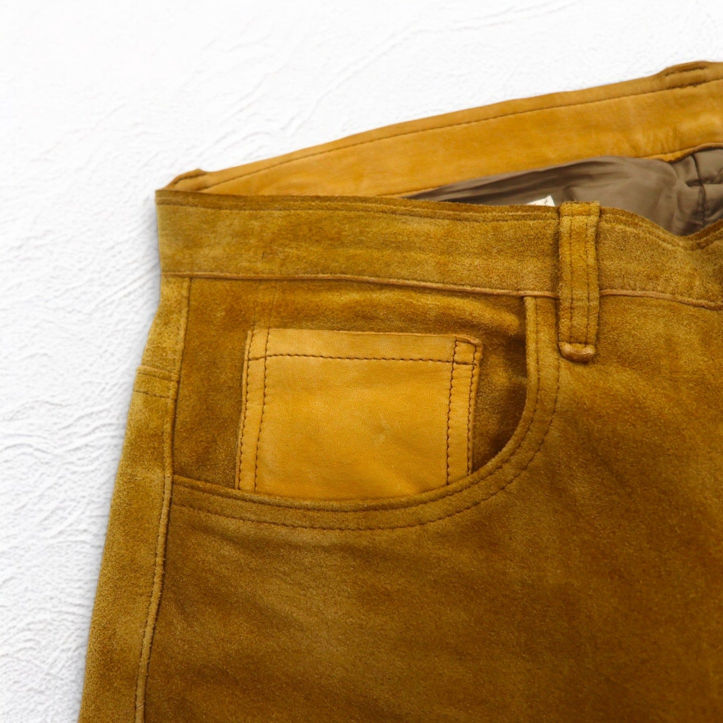 YSTRDY's TMRRW スエード パンツ SLIM LEG RUNAWAY SUEDE PANTS M イエロー ベージュ 牛革 ジップ スリット 日本製