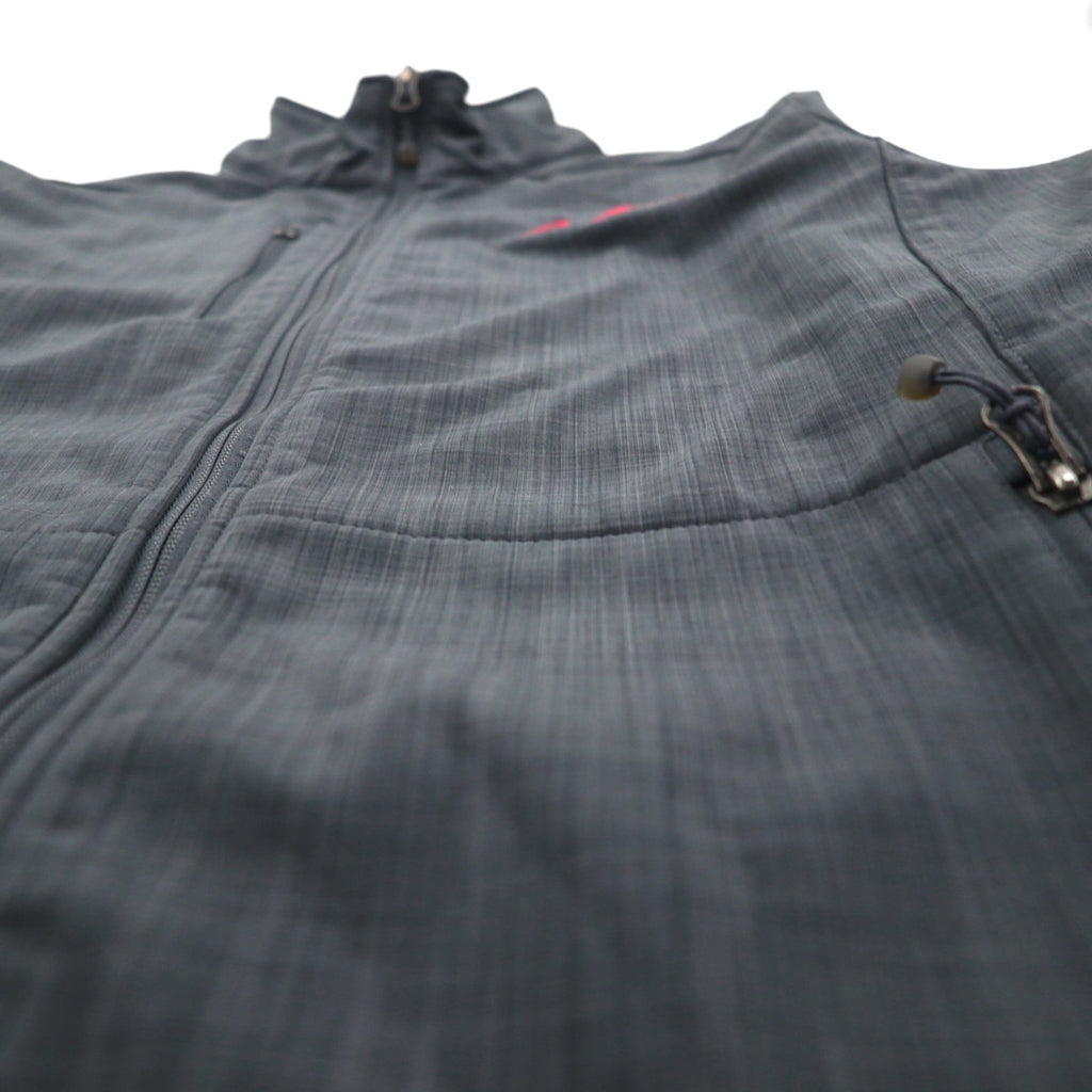 Eddie Bauer fleece-lined softshell jacket, size M, gray, American company, with embroidered accents
