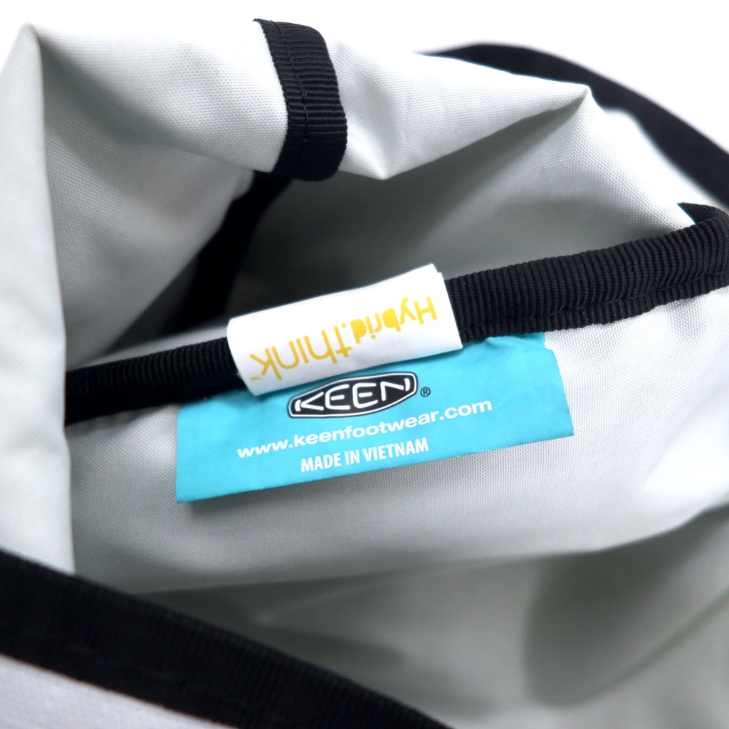 KEEN × JERRY GARCIA Hip Bag Body Bag White Polyester Ripstop Hook Strap
