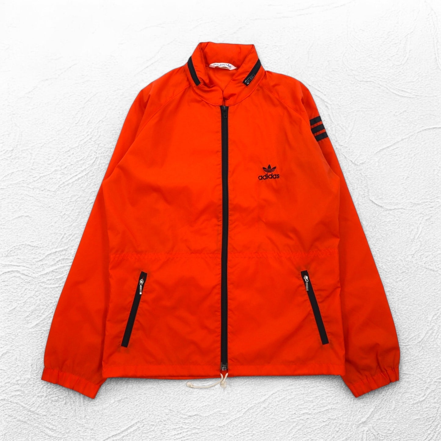 adidas 90年代 デサント社製 ナイロンジャケット ジャージ M オレンジ トレフォイルロゴ刺繍 フード収納式