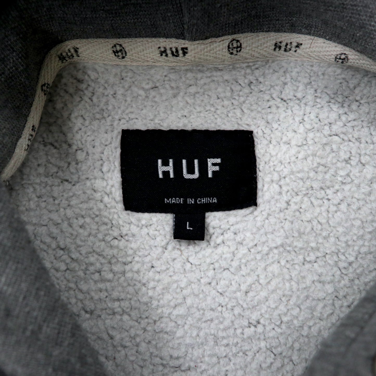 HUF リブライン プルオーバーパーカー L グレー コットン 裏起毛 ワンポイントロゴ刺繍