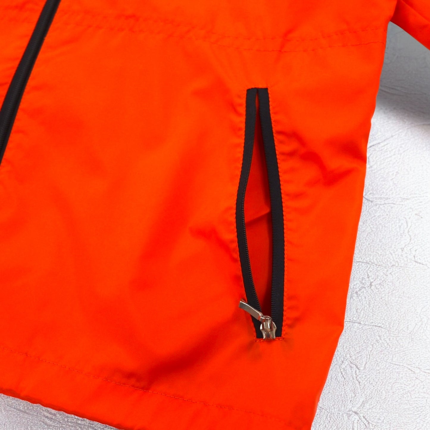 adidas 90年代 デサント社製 ナイロンジャケット ジャージ M オレンジ トレフォイルロゴ刺繍 フード収納式