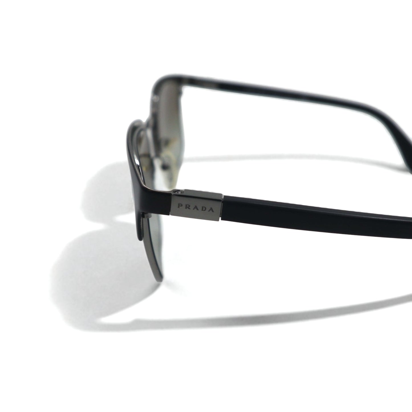 PRADA ウェリントン ハーフリム サングラス ブラック ガンメタル SPR61S 55◻︎21 イタリア製