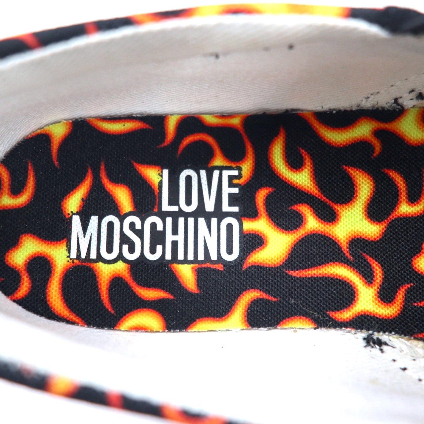 LOVE MOSCHINO イタリア製 ファイヤーパターン スリッポン スニーカー 23.5cm ブラック キャンバス 未使用品