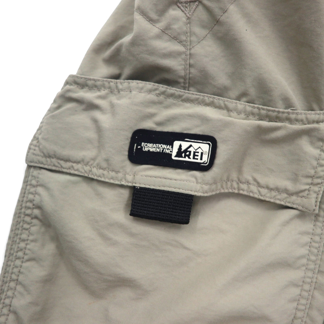 REI Convertible 2-Way Cargo Shorts, Size L, Beige, Nylon, Waterproof, Slits, Zippered Legs