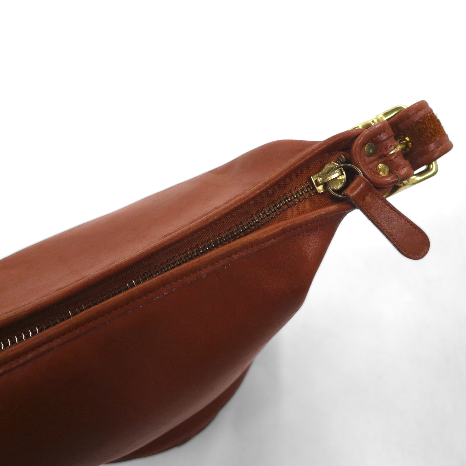 Vintage Coach 9953 Bucket Shoulder Bag, Made in the USA, Leather, Cowhide