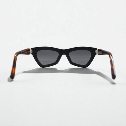 KUBORAUM Maske J7 Cat Eye Sunglasses, Black Tortoiseshell, BS 51-20 145, Made in Italy