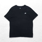 NIKE The Nike Tee ワンポイント刺繍 Tシャツ L ブラック コットン スウォッシュロゴ