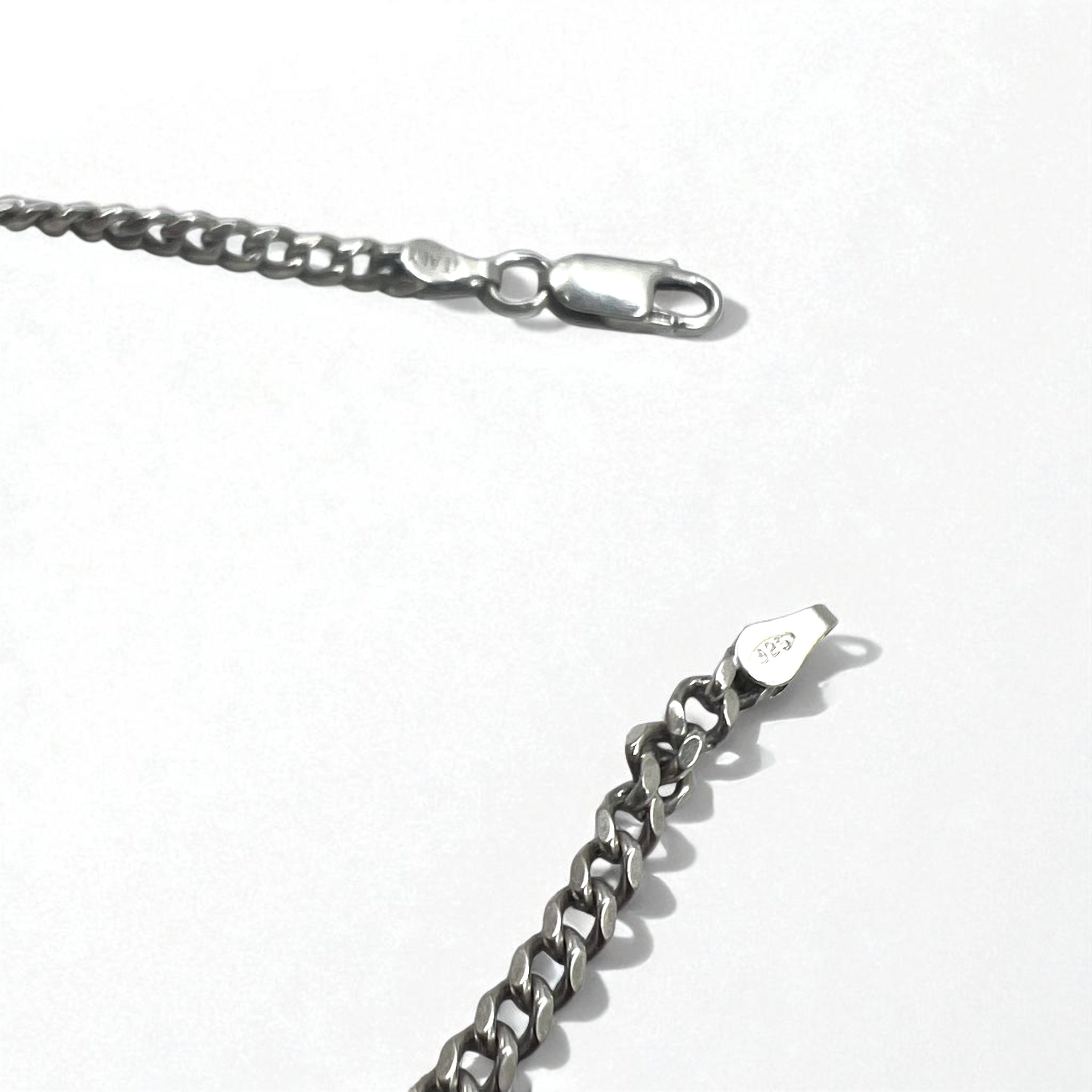 Vintage Virgin Mary Medal Silver Necklace, Virgin Mary Oval Coin Necklace, 925 Silver, Italy, with Curb Chain