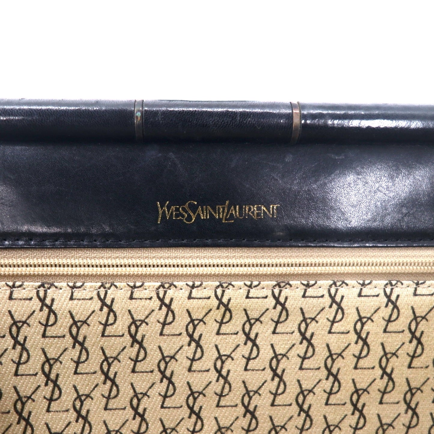 YVES SAINT LAURENT オールド マトラッセ  クラッチバッグ ブラック レザー YSL