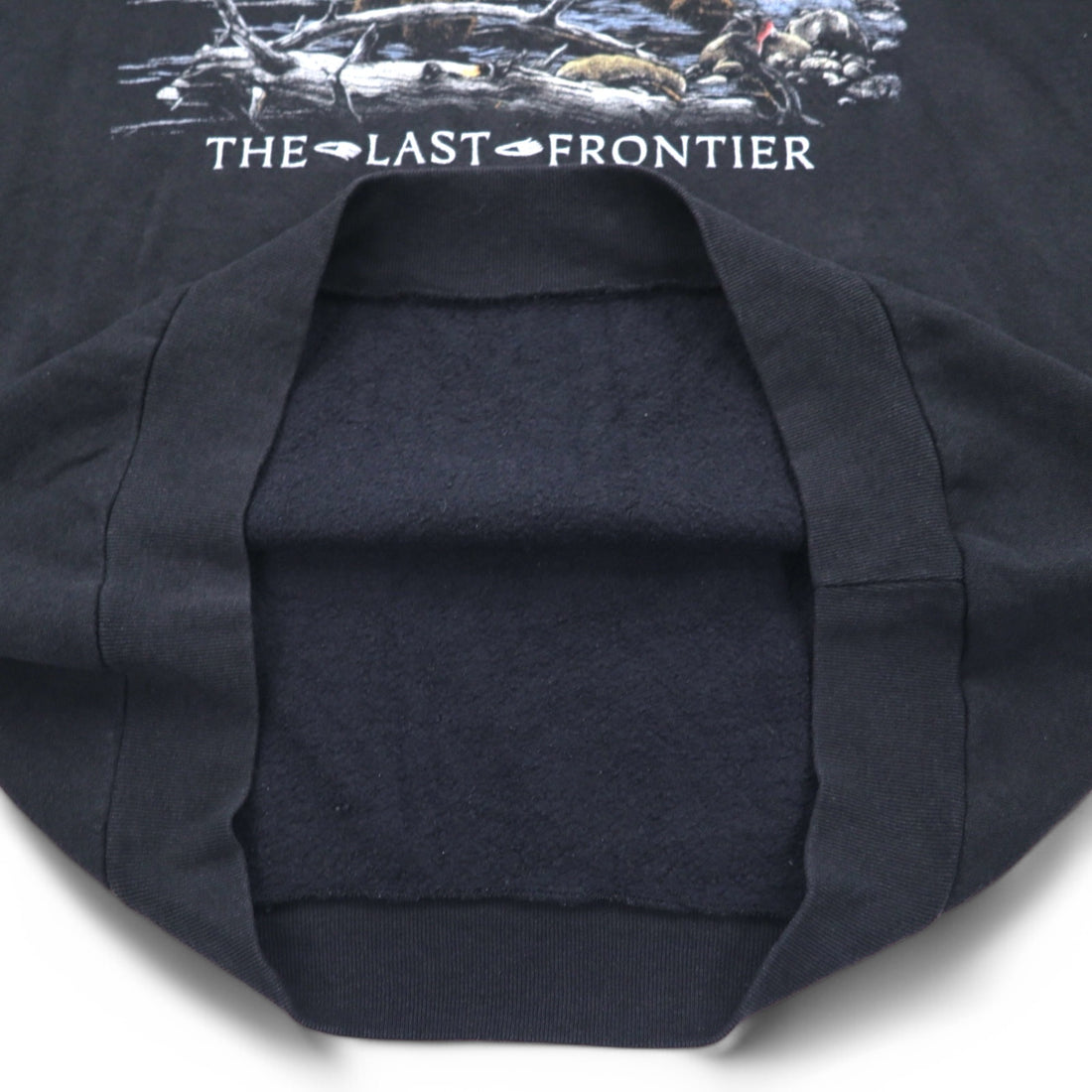Vintage 90s Mexico Made Graphic Sweatshirt SANTEE Sweatshirt L Black ALASKA Made in Mexico